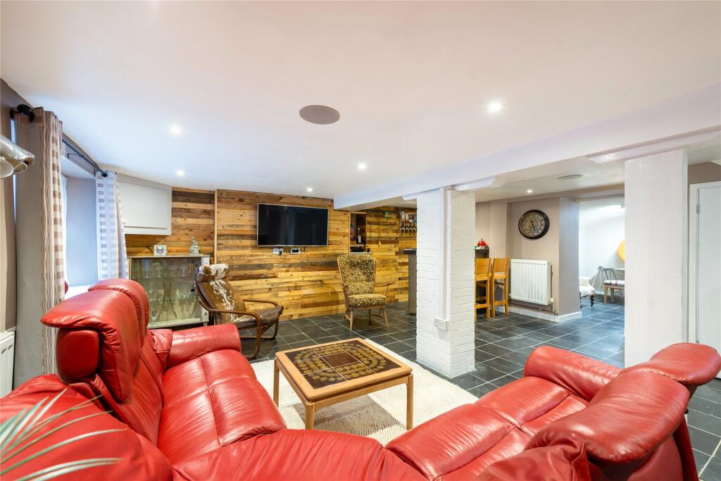 House in Milton Keynes - View 2