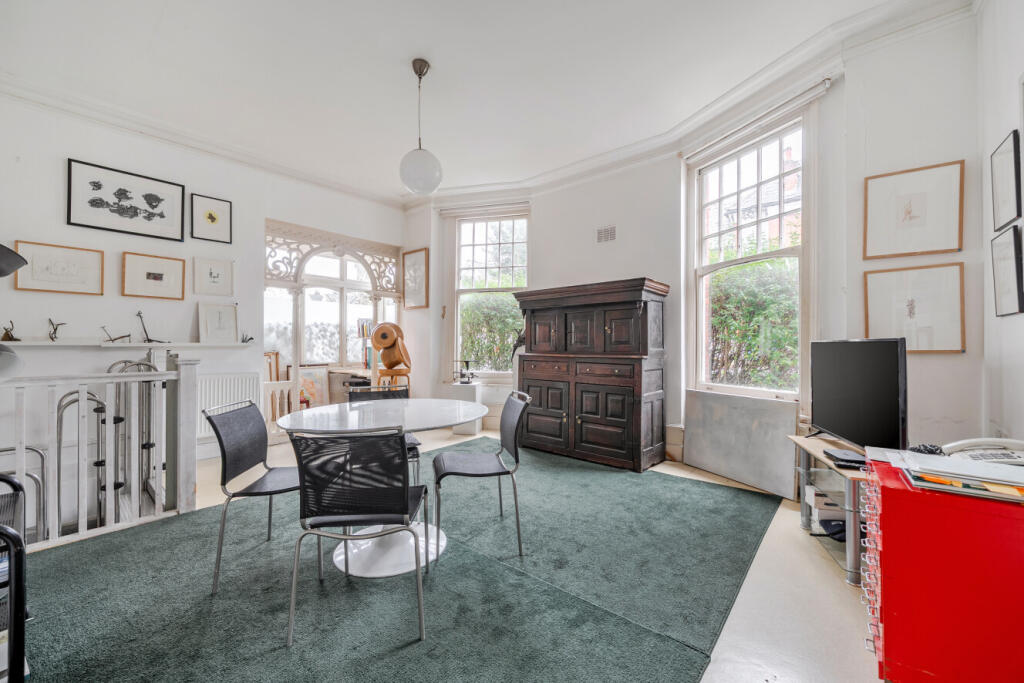 Apartment in London - View 2