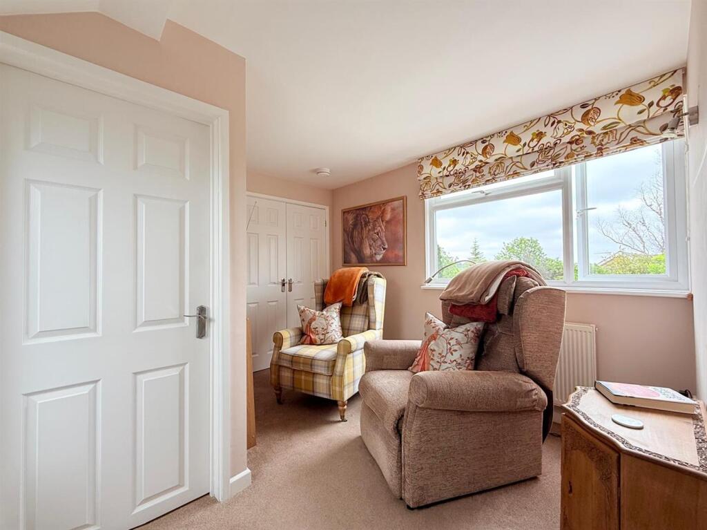 Wimborne Road West, Wimborne - View 6