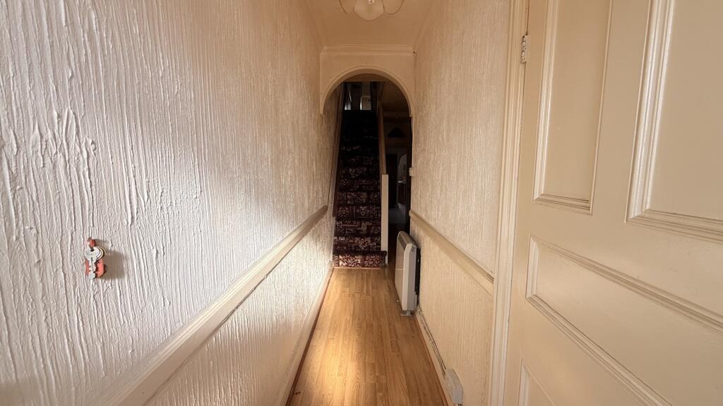 7 Priory Plain, Great Yarmouth, Norfolk NR30 1NG photo 4