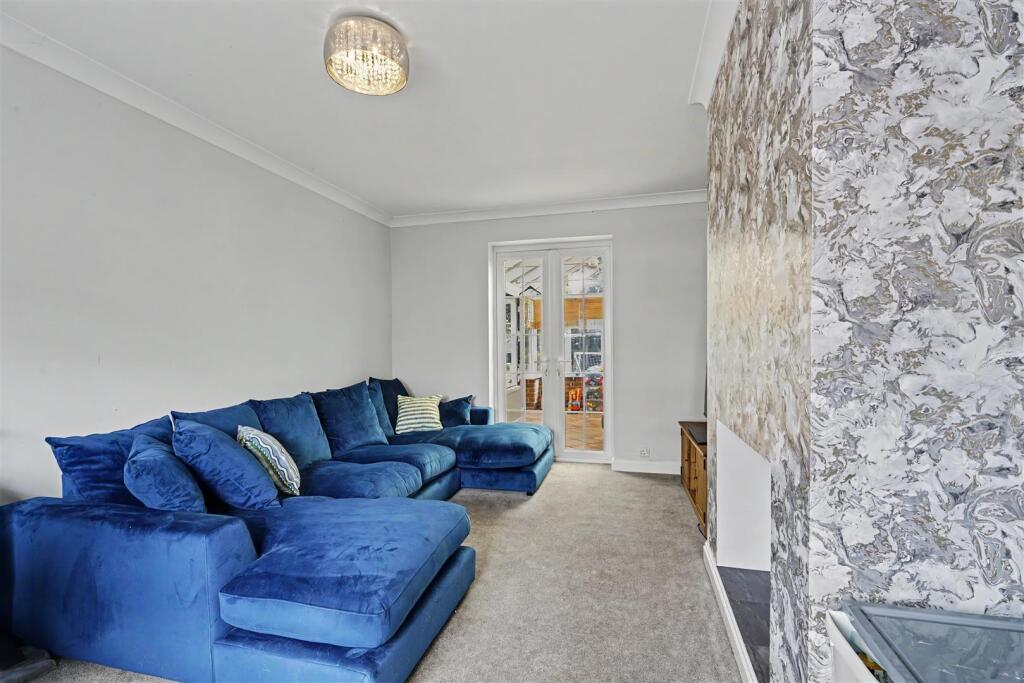 Walter Street, Draycott - View 2