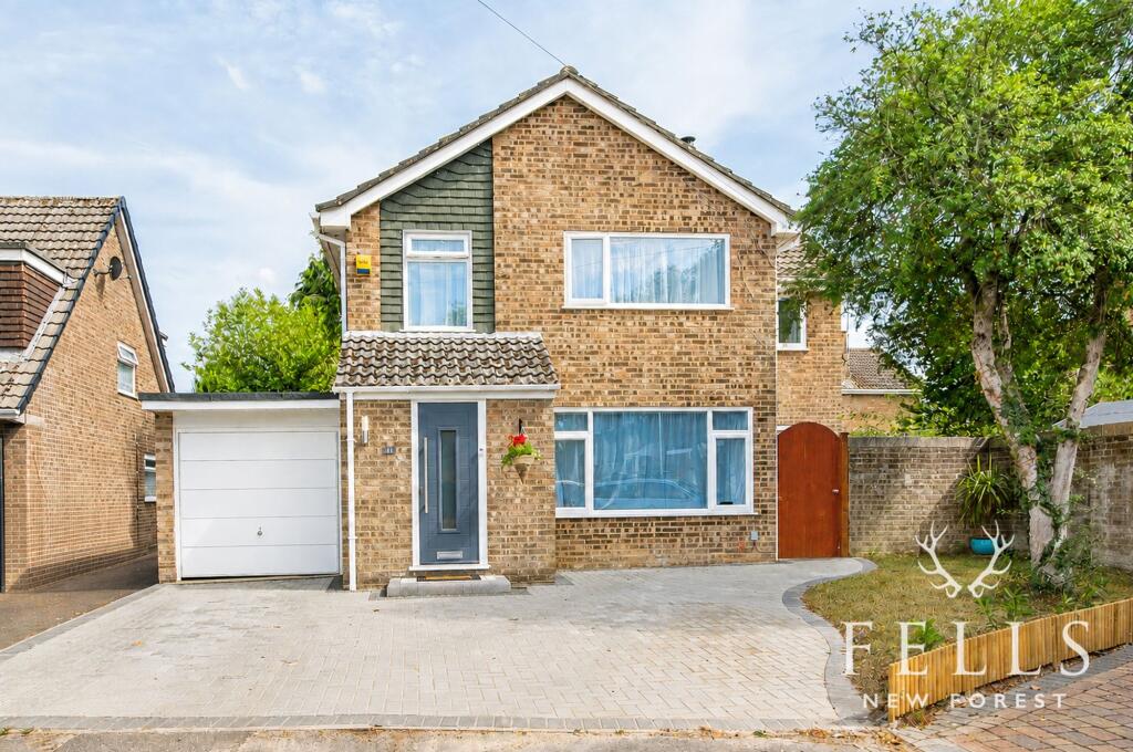 Main image of property: Cook Close, Ringwood, BH24