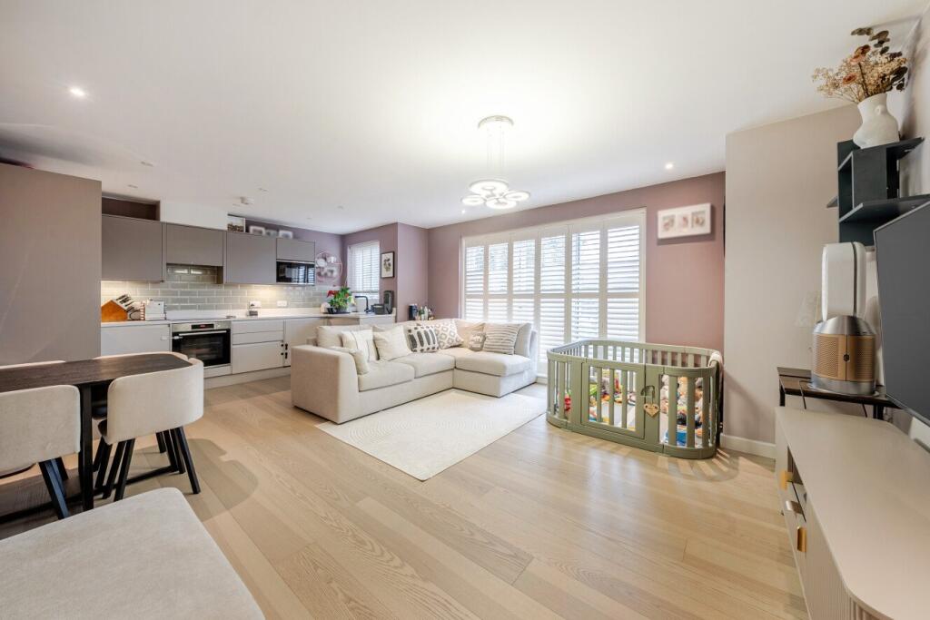 Main image of property: Orchard Way, Croydon, Surrey, CR0