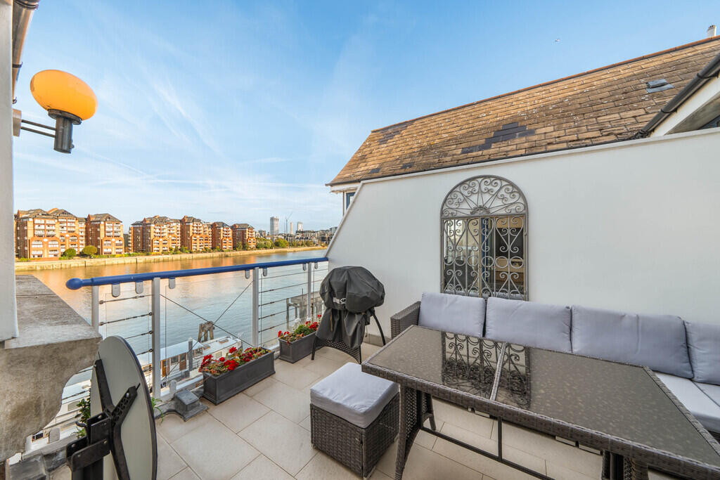Apartment in London - View 4