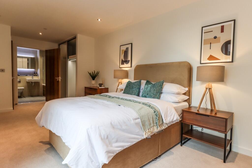 Main image of property: Thames Quarter, Reading
