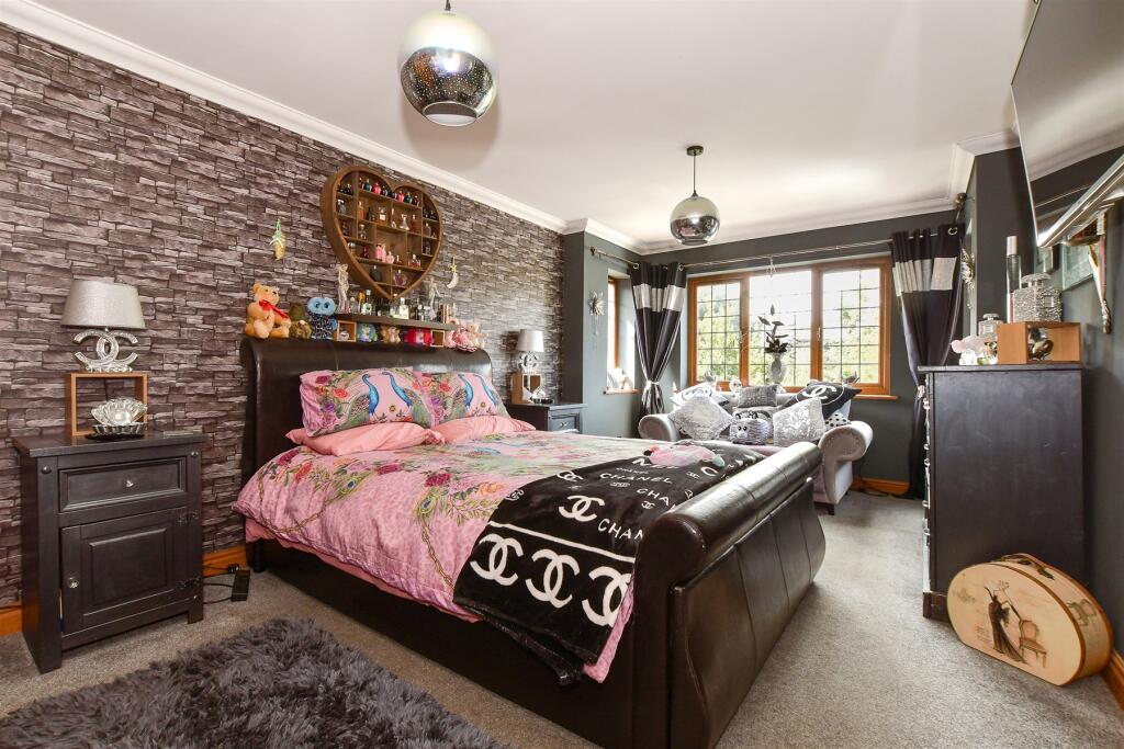 Main image of property: Broadway, Sandown, Isle of Wight