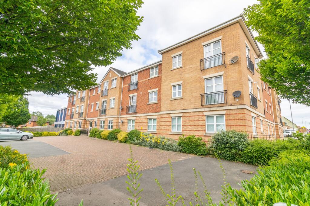 Main image of property: Fosse Close, Braunstone, LE3