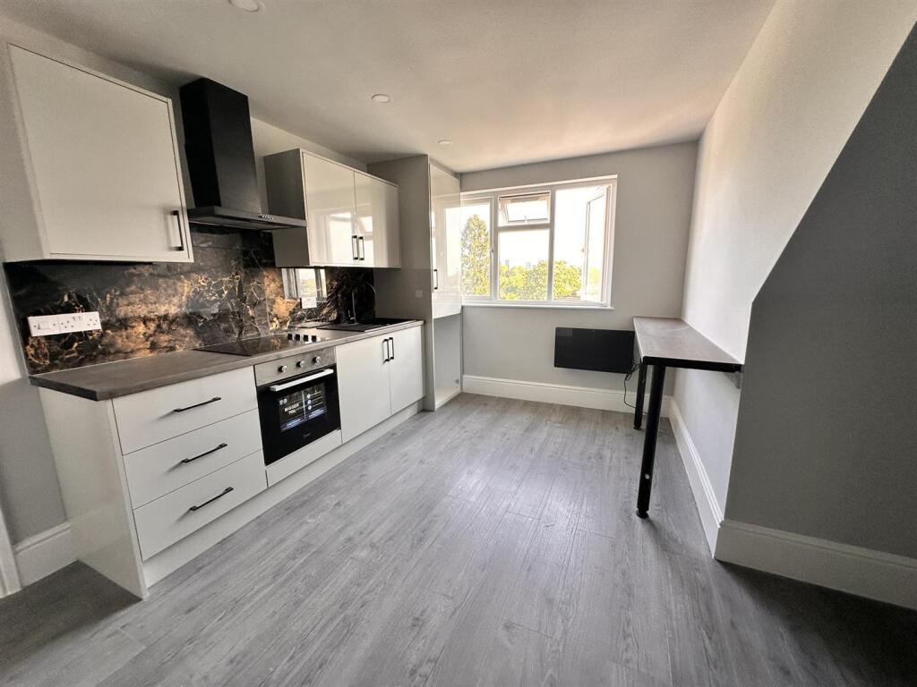 Main image of property: Quinton Road West, Birmingham