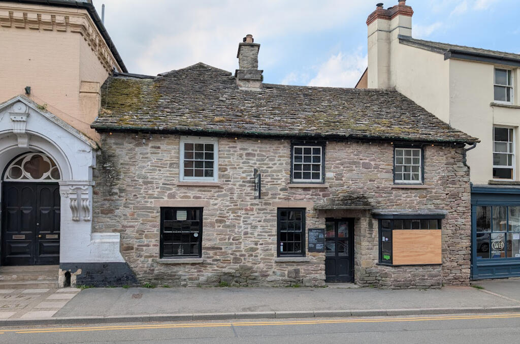 Main image of property: Rose & Crown, Rose And Crown, Broad Street, Hay-on-wye, Hereford, Powys
