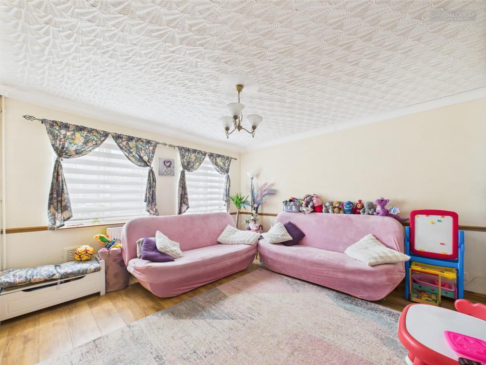 Edgcote Close, Peterborough, PE3 photo 2