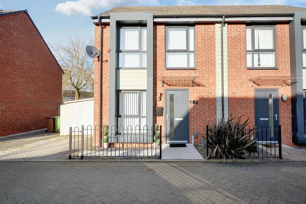 Main image of property: Padley Close, Bulwell, Nottingham, NG6 9ND