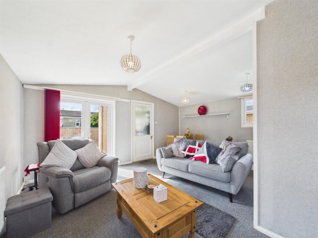 House in East Lindsey, Anderby - View 2