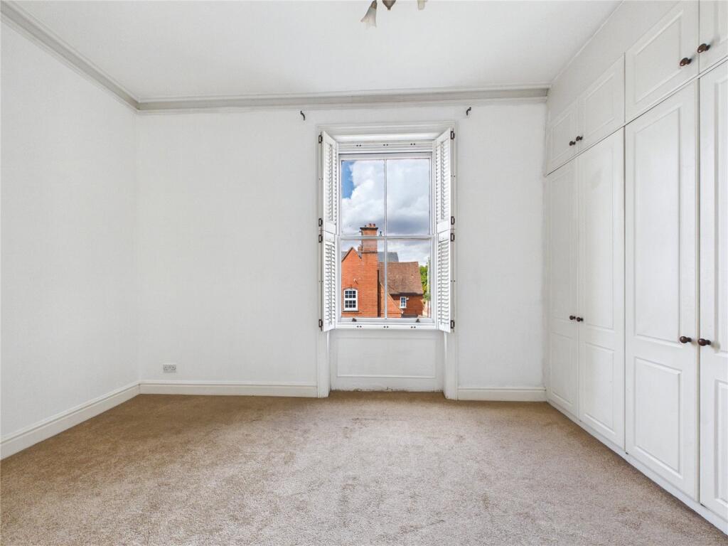 Apartment in Ipswich - View 5