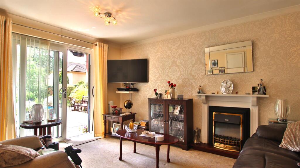 Apartment in Tewkesbury - View 4