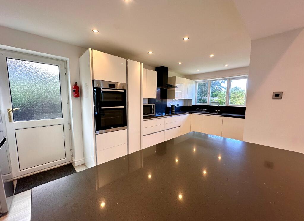 House in Llandudno - View 5