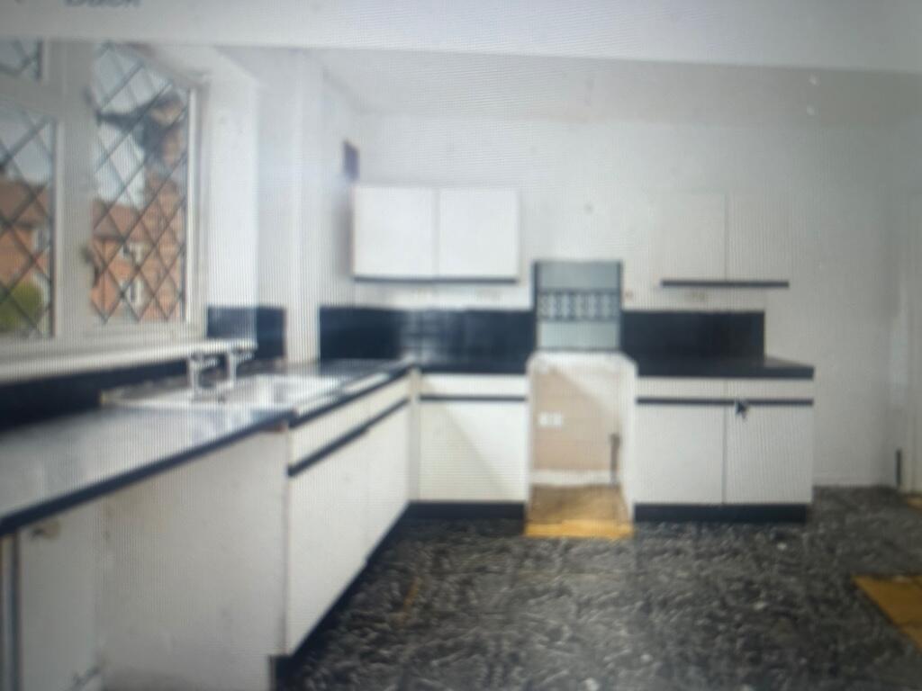 Castleway, Manchester, Greater Manchester, M27 photo 4