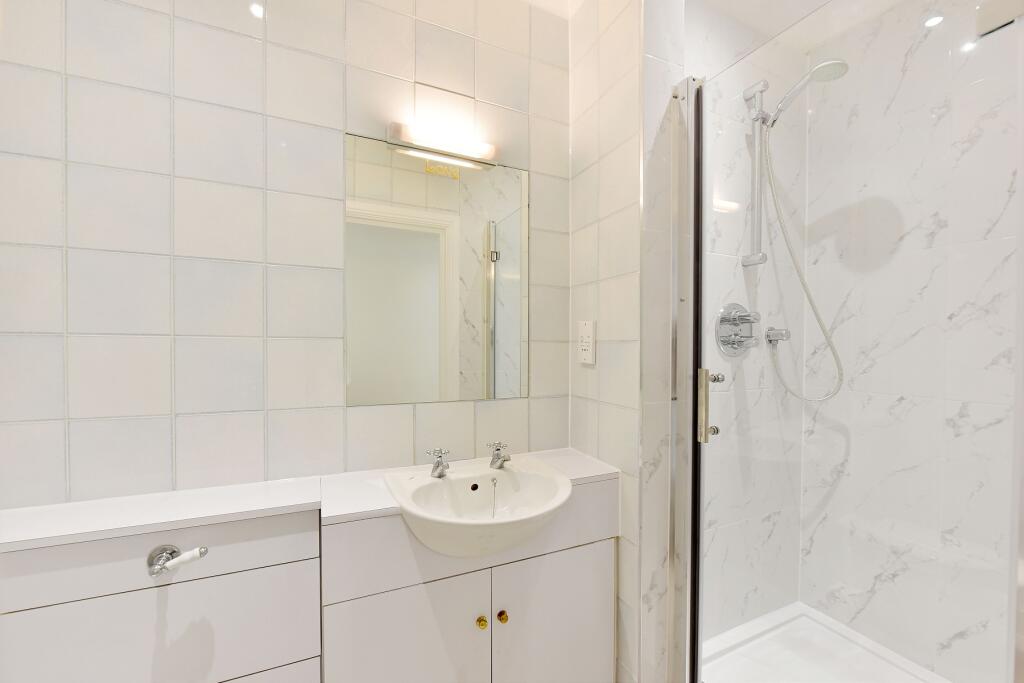 Apartment in London, Victoria - View 4