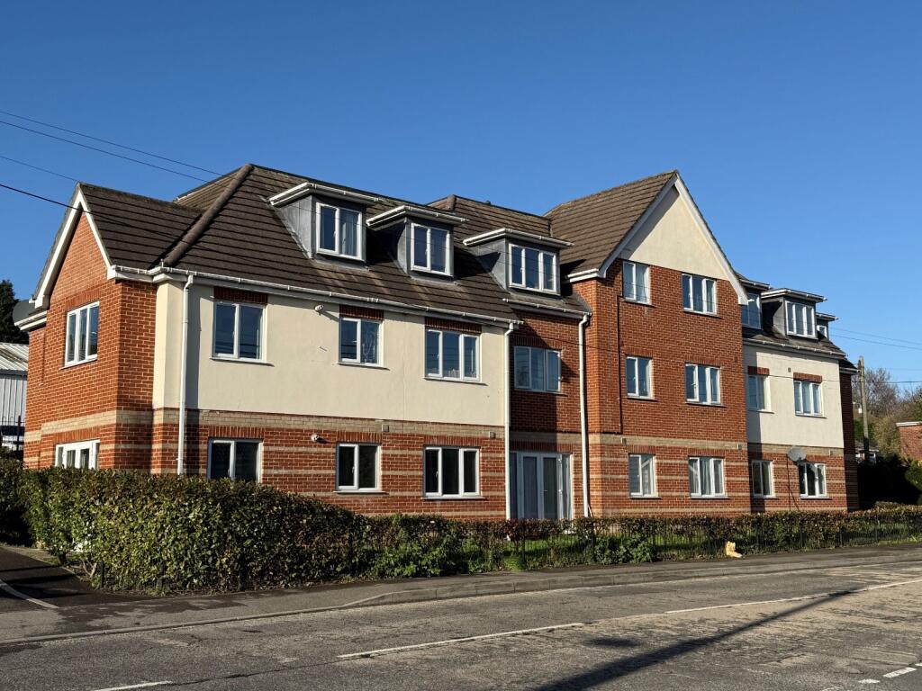 Main image of property: Bursledon Road, Hedge End, Southampton, Hampshire, SO30