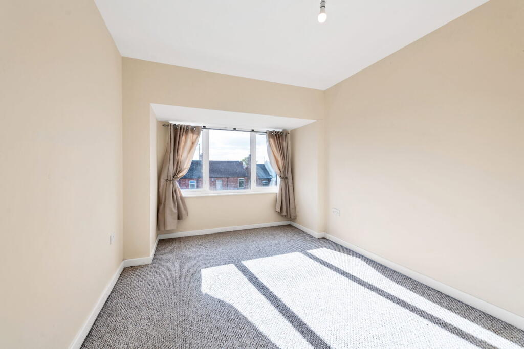 House in Rushden, North Northamptonshire - View 4