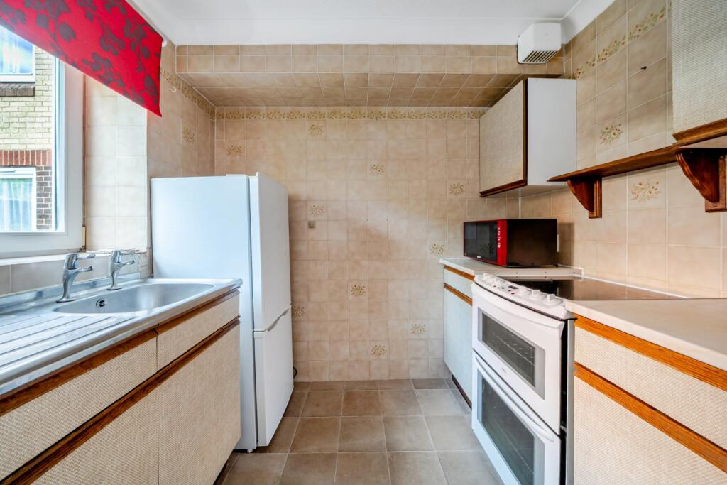 Apartment in Brighton - View 5