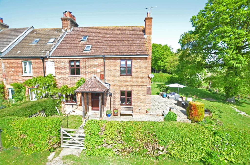 4-bed house on rural Westfield, East Sussex, £750,000