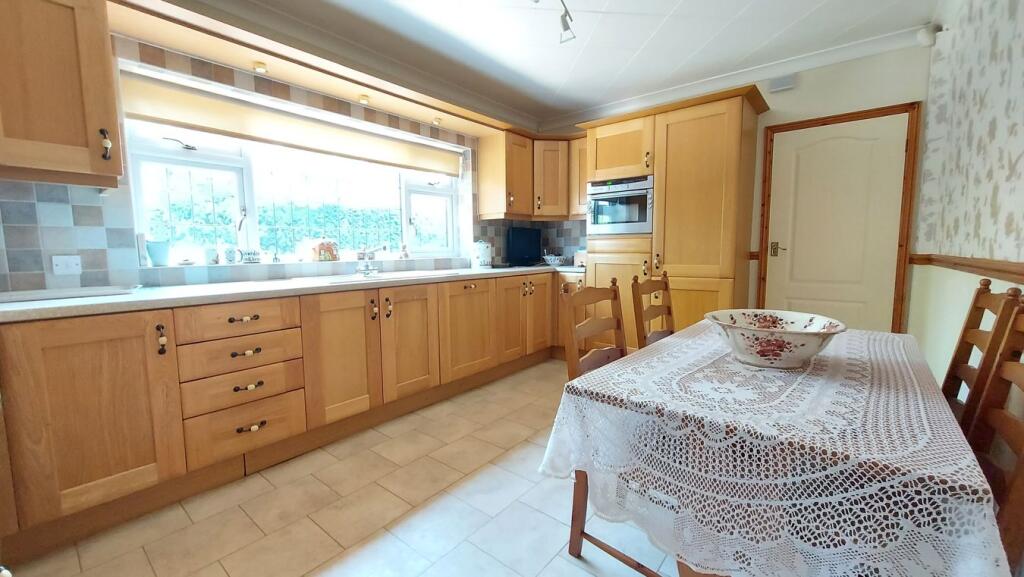 House in Bourne, The Croft - View 4