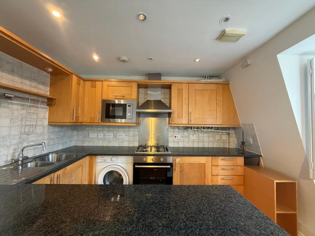 Apartment in London - View 4