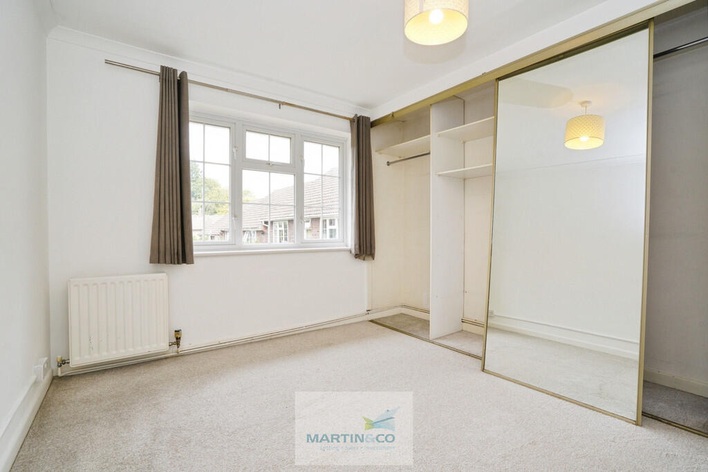 Apartment in St Albans - More