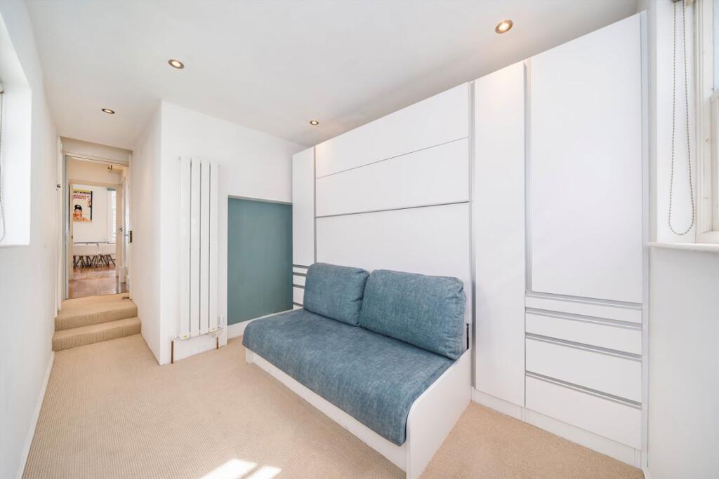 Apartment in London - More