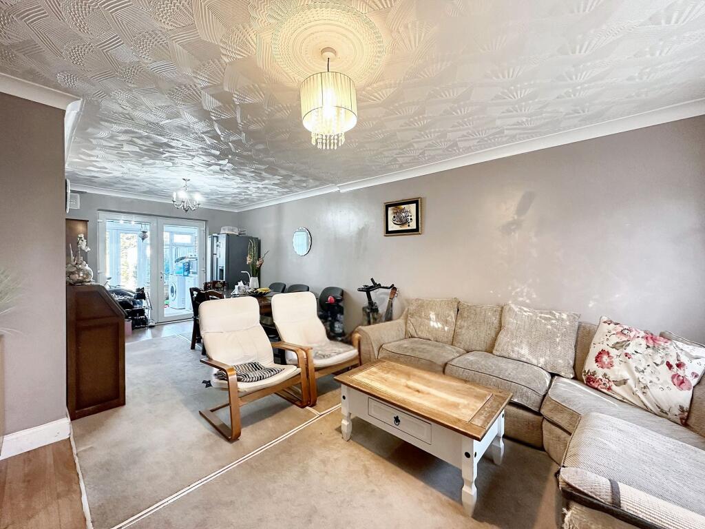House in Peterborough, City of Peterborough - View 2