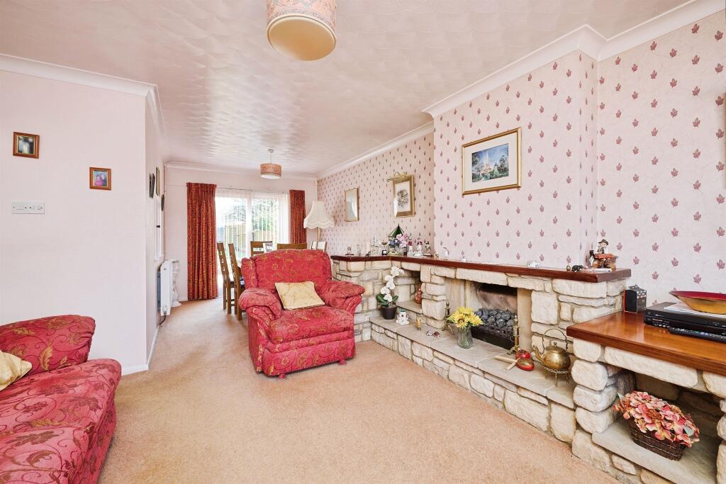 Lichfield Avenue, Peterborough photo 5