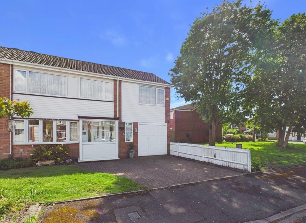 Main image of property: Meadow Park, Tamworth, B79
