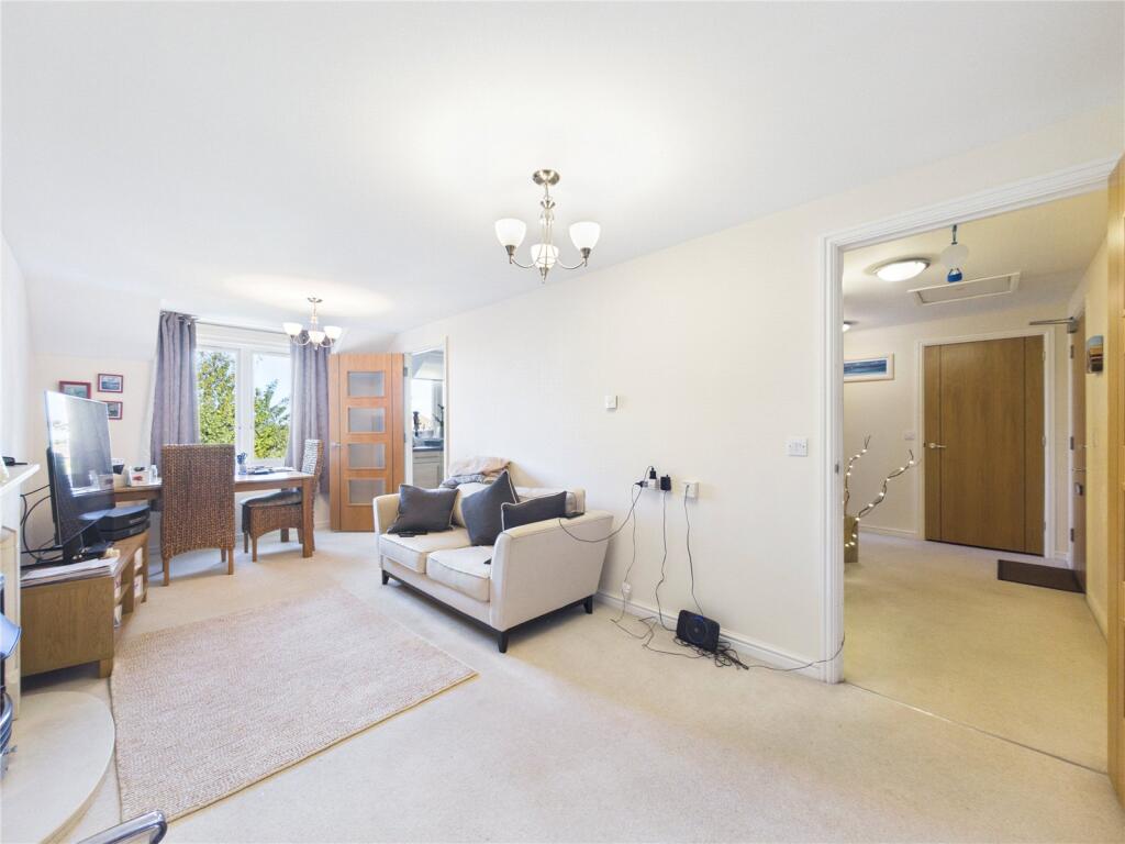 Apartment in Bristol - View 2