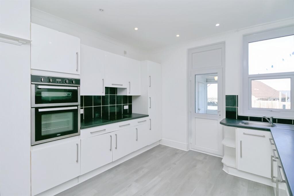House in Barry, Vale of Glamorgan - View 6