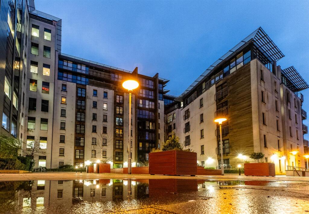 Waterfront Plaza, Nottingham
