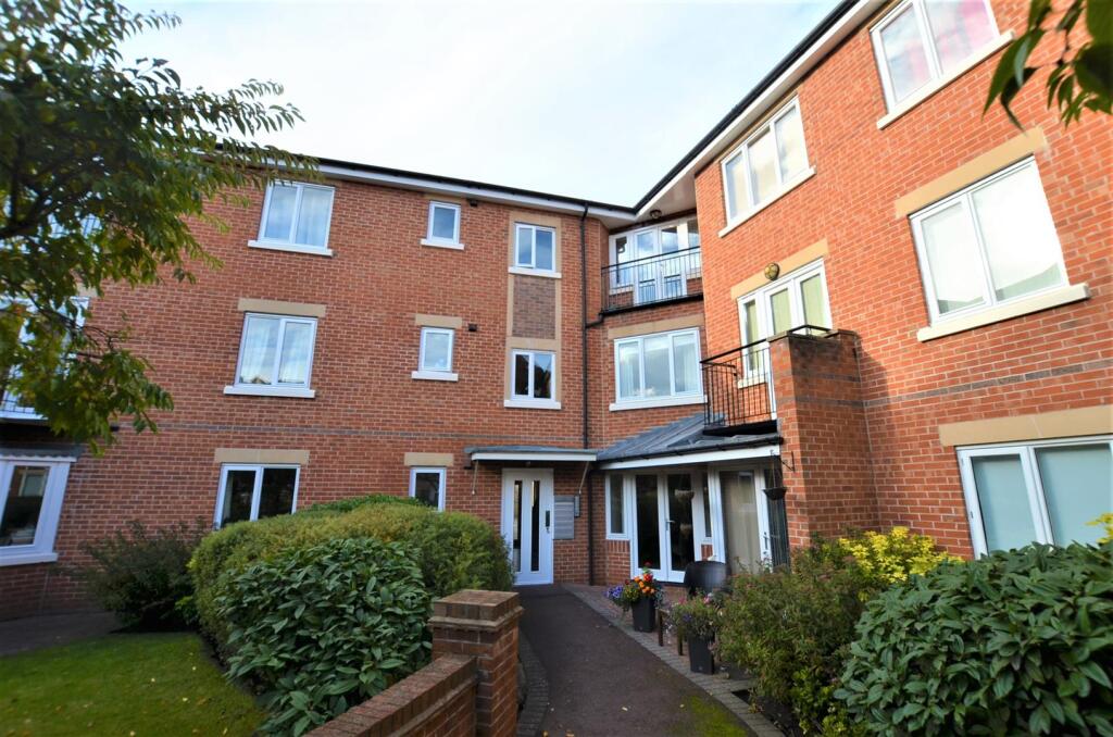 2-bed flat on Mill Gate, Ashbourne Road, Derby, £130,000