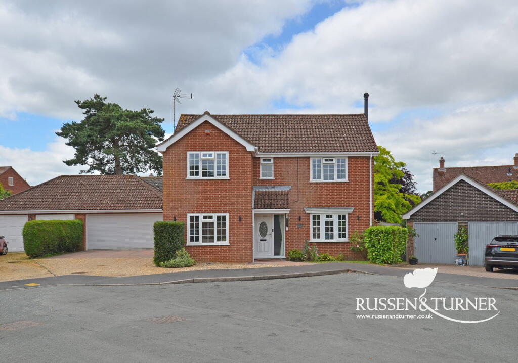 Main image of property: Oak Avenue, South Wootton
