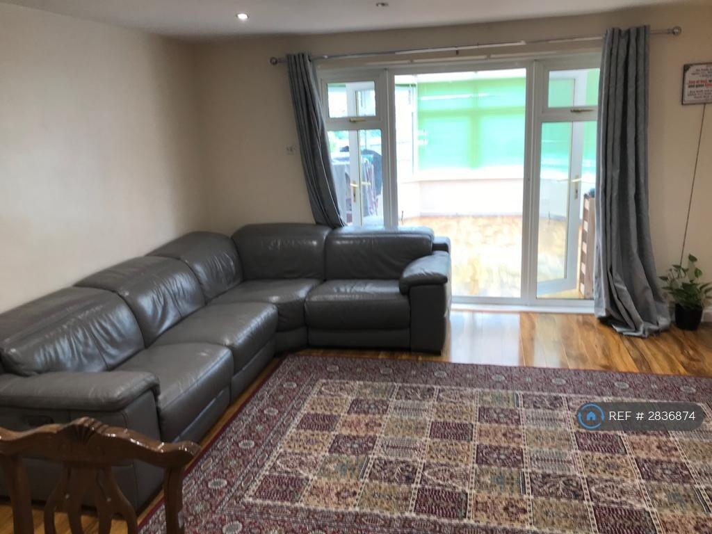 Main image of property: Mavoncliff Drive, Milton Keynes, MK4