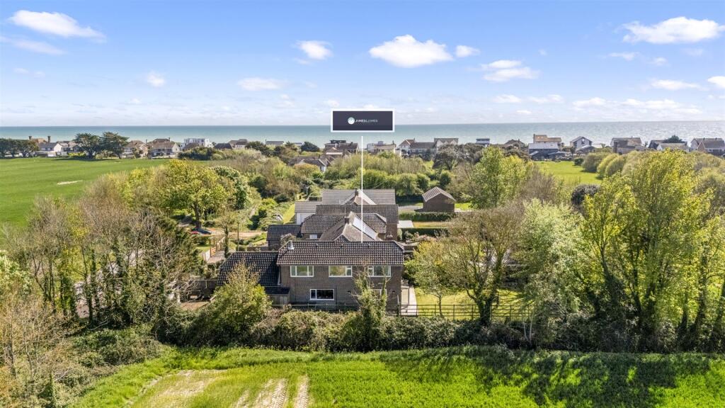 Main image of property: Peak Lane, Kingston Gorse, East Preston, Littlehampton