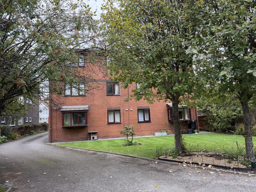 Lawn Court, Hornby Road, Blackpool photo 2