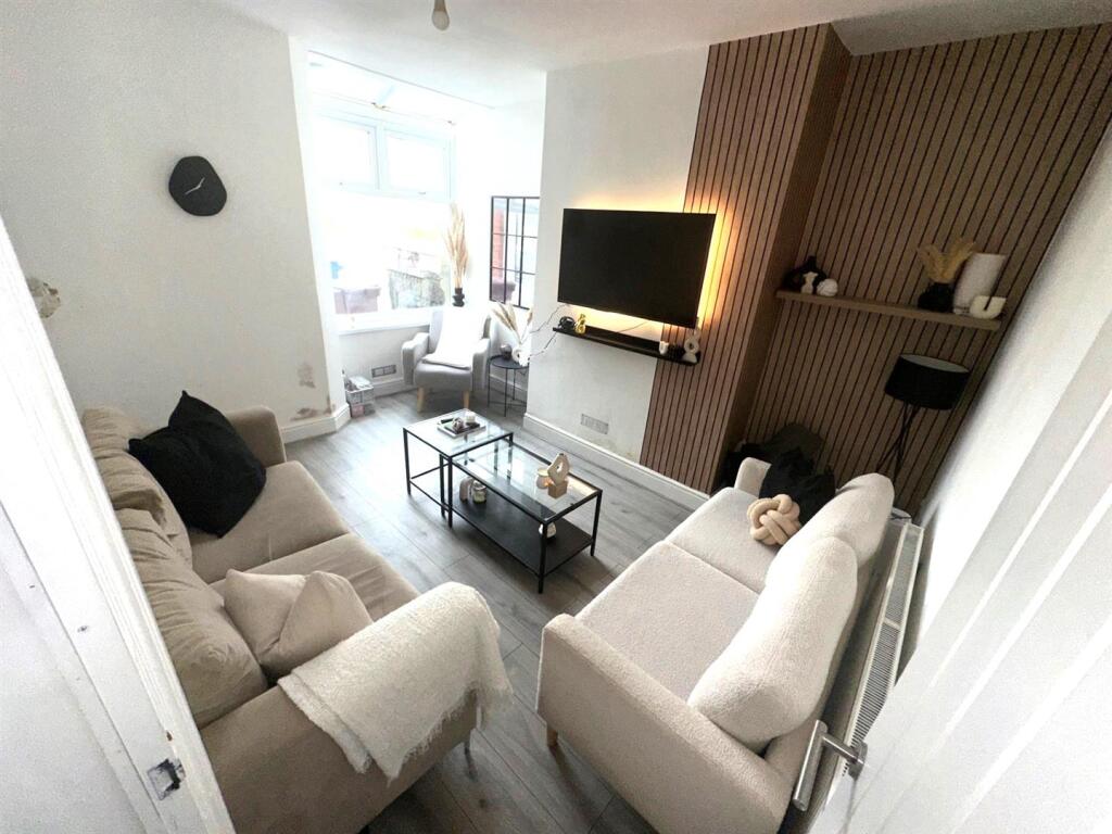 Bedford Street, Darwen photo 3