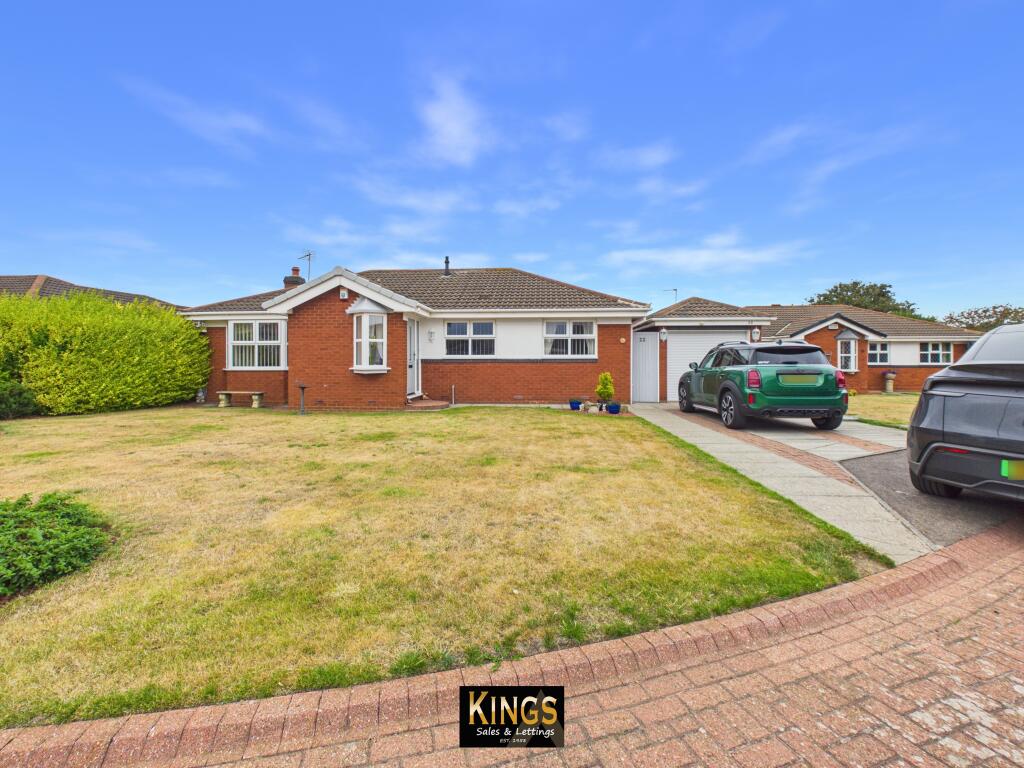 3-bed detached on De Havilland Drive, Marske By The Sea, Redcar And Cleveland, £410,000