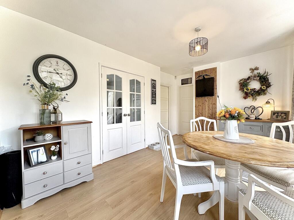 House in Wolverhampton, West Midlands - View 5