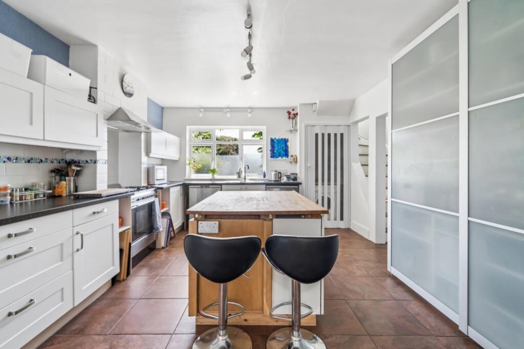 Main image of property: Copthall Lane, Chalfont St Peter, Buckinghamshire, SL9