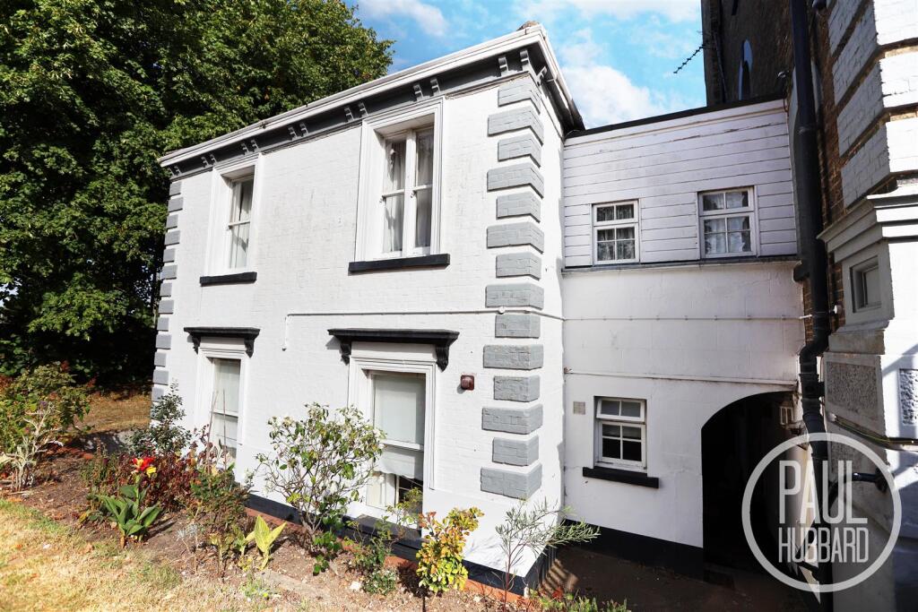 Main image of property: West Cottage, North Parade, Lowestoft, NR32