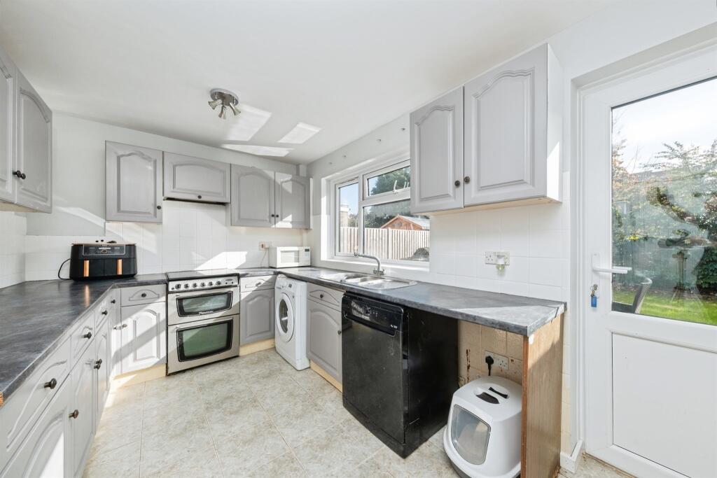 House in Brackley, West Northamptonshire - View 5