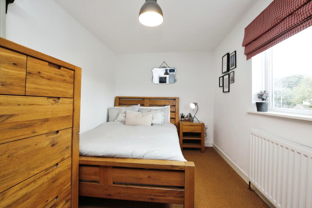 House in Darlington - More