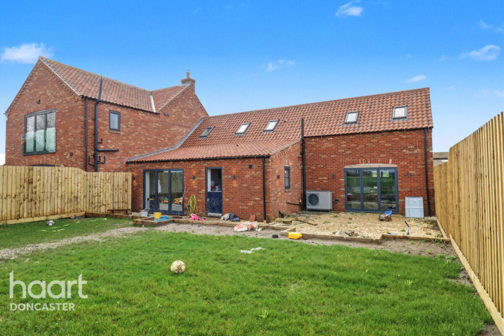The Old Fold Yard, Pond Farm, Haxey, Doncaster - View 4