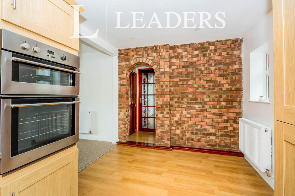 House in Peterborough - View 4