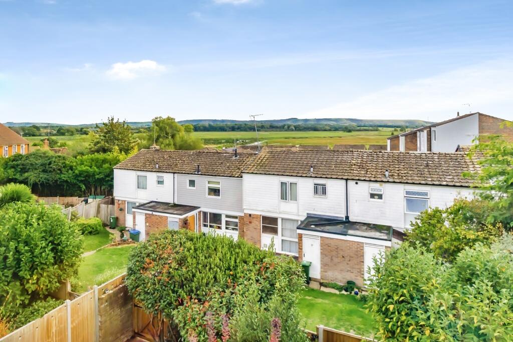 4-bed terraced on Little Dippers, Pulborough, West Sussex, RH20, £380,000